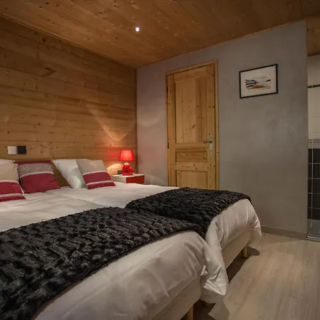 شاليه Chalet Les Alpes