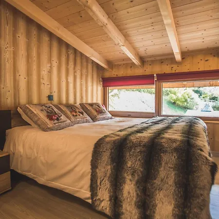Chalet Les Alpes شاليه شاتيل