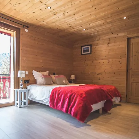 Chalet Les Alpes * Châtel
